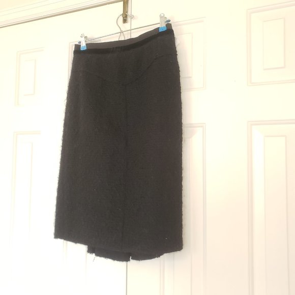 Marc Jacobs - Textured black skirt - Size 8 - Picture 3 of 15